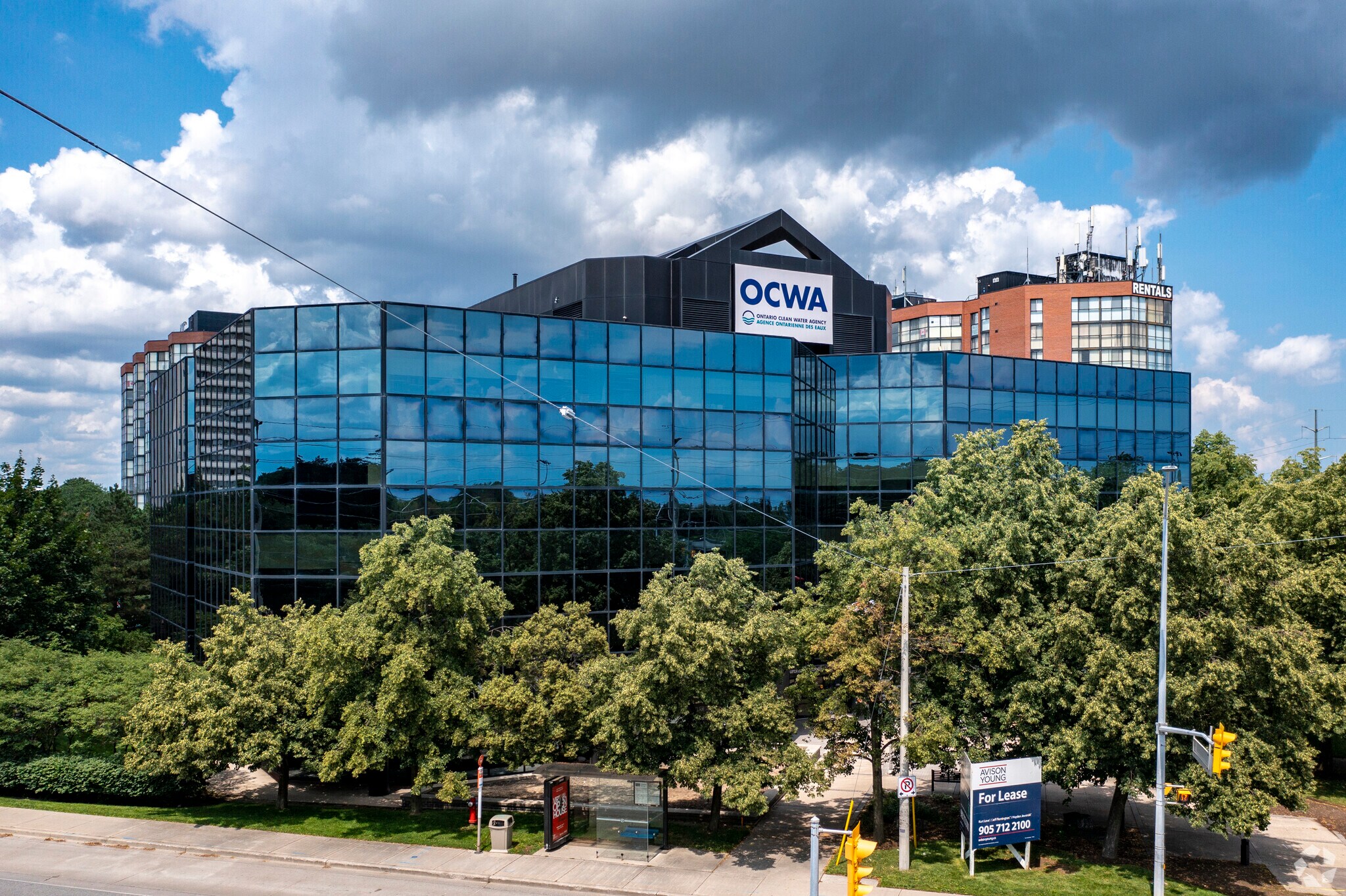 2085 Hurontario St, Mississauga, ON for sale Primary Photo- Image 1 of 1