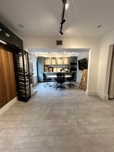 270 NE 60th St, Miami, FL for lease Interior Photo- Image 2 of 7