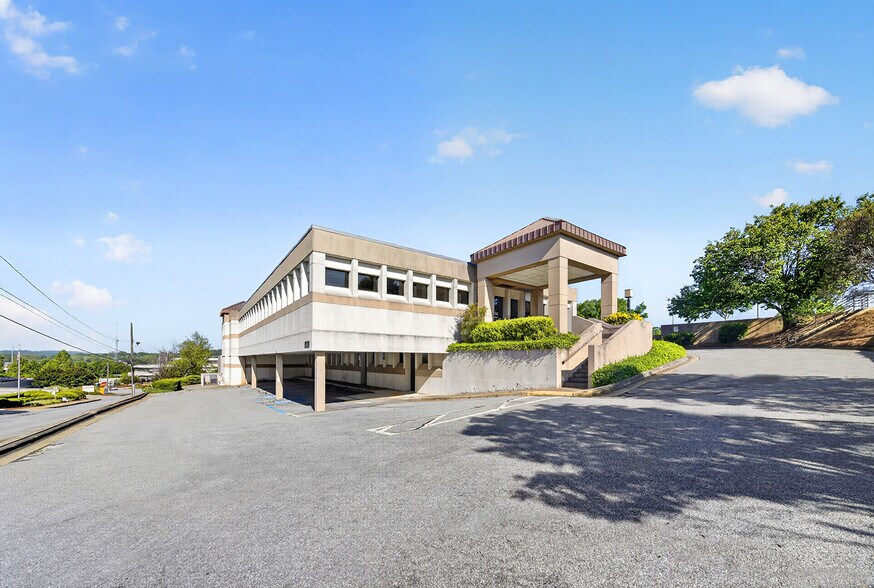 633 19th St, Columbus, GA for lease - Building Photo - Image 2 of 5