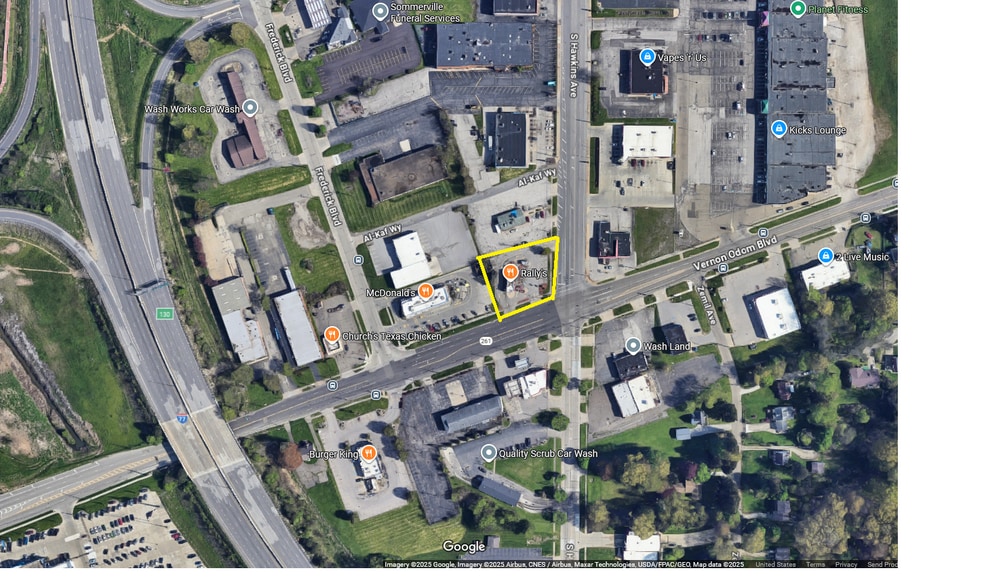 1345 Vernon Odom Blvd, Akron, OH for lease - Building Photo - Image 2 of 5