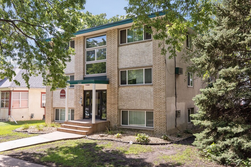 3226 Minnehaha Ave, Minneapolis, MN à vendre - Photo du bâtiment - Image 1 de 1