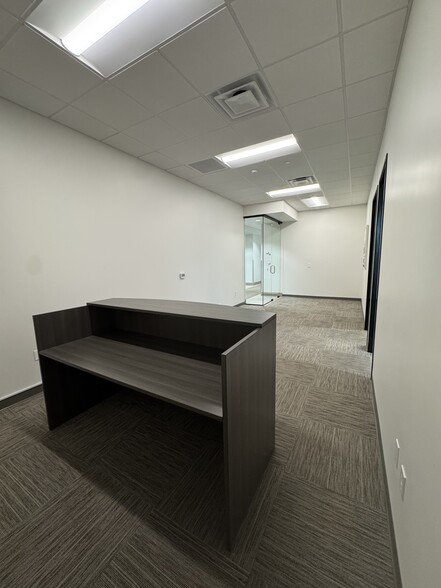 1360 N Bullard Ave, Goodyear, AZ à louer - Photo intérieure - Image 3 de 17