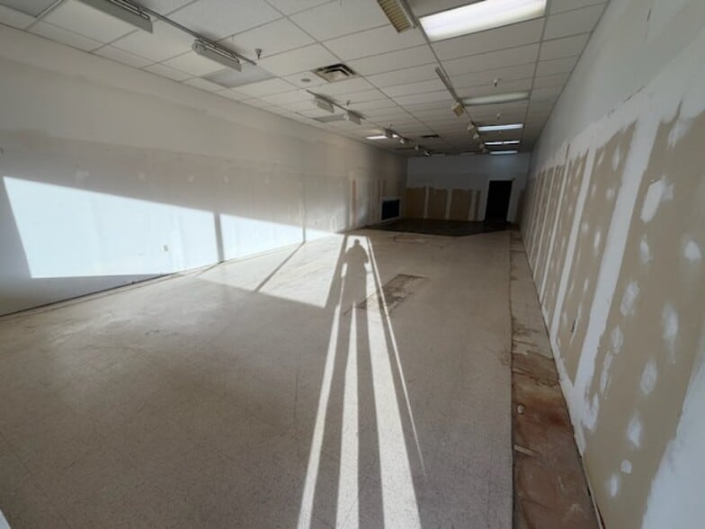 177-297 Paragon Pky, Waynesville, NC for lease - Building Photo - Image 2 of 19