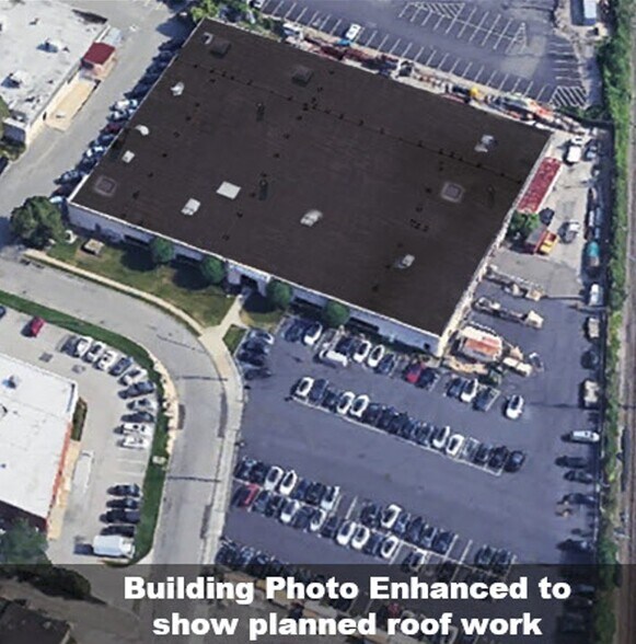 7 Aerial Way, Syosset, NY à louer - Photo du bâtiment - Image 2 de 11