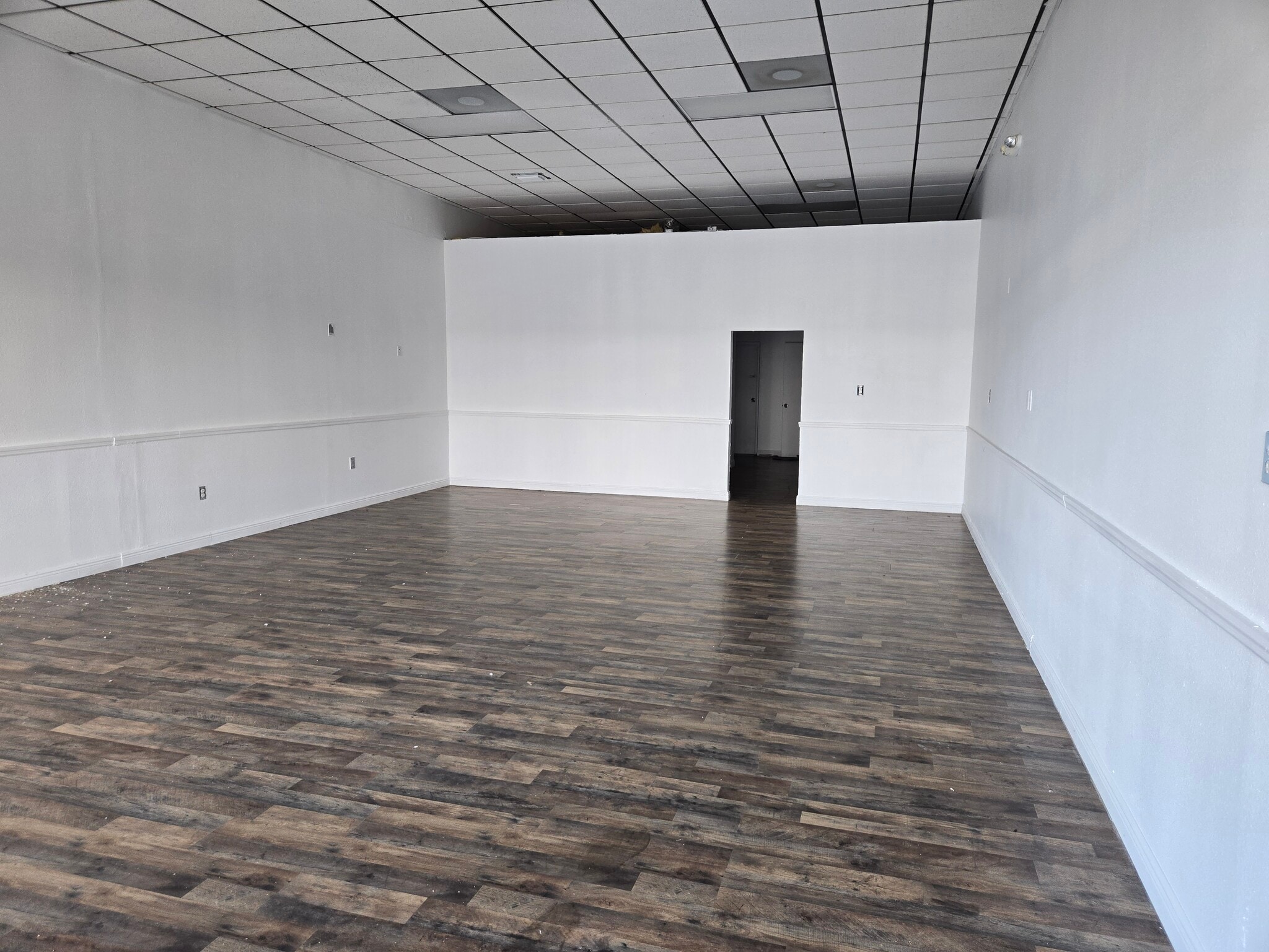 6160 Ulmerton Rd, Clearwater, FL à louer Photo intérieure- Image 1 de 8