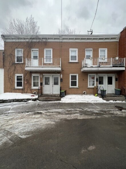 2100-2106 Pl Larivière, Montréal, QC for sale - Building Photo - Image 1 of 1