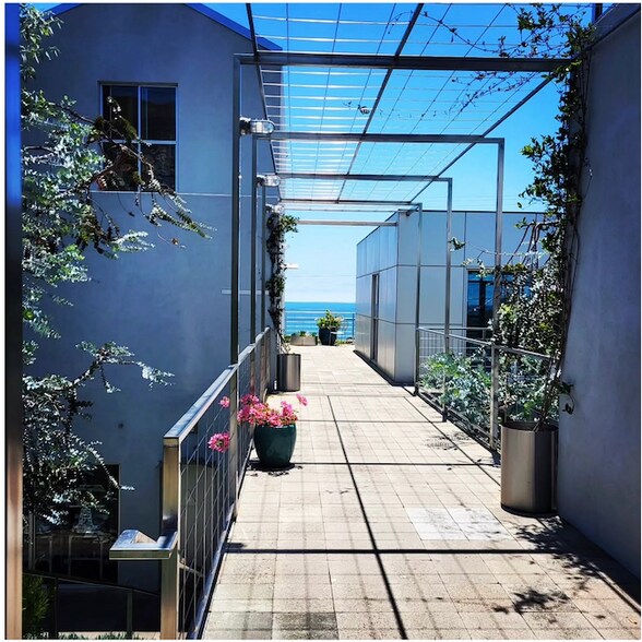 24955 Pacific Coast Hwy, Malibu, CA à louer - Photo du bâtiment - Image 3 de 10