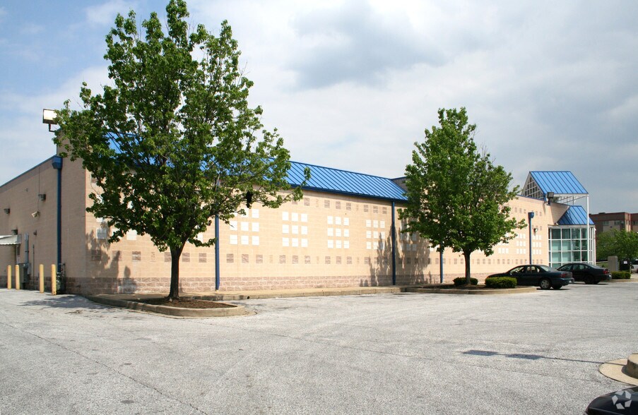 2020 Harford Rd, Baltimore, MD à vendre - Photo du bâtiment - Image 3 de 8