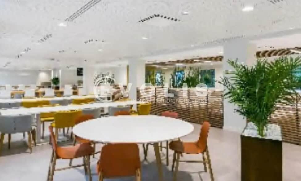 Flex dans Courbevoie à louer - Photo intérieure - Image 3 de 13