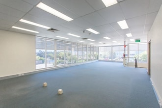 36 Murdoch Cct, Acacia Ridge for lease Interior Photo- Image 2 of 7