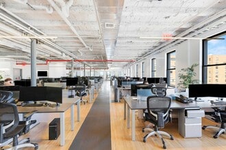 666 Broadway, New York, NY à louer Photo intérieure- Image 2 de 10