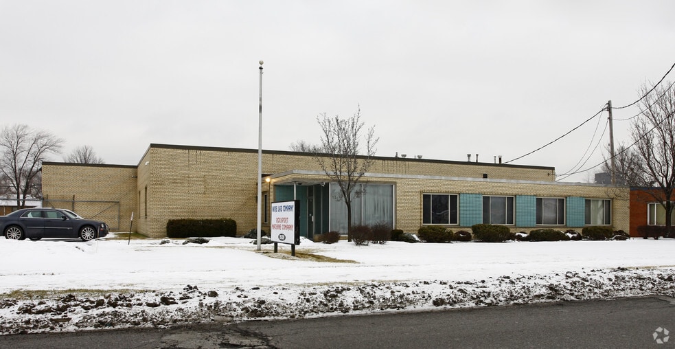 15300 Industrial Pky, Cleveland, OH for sale - Primary Photo - Image 1 of 10