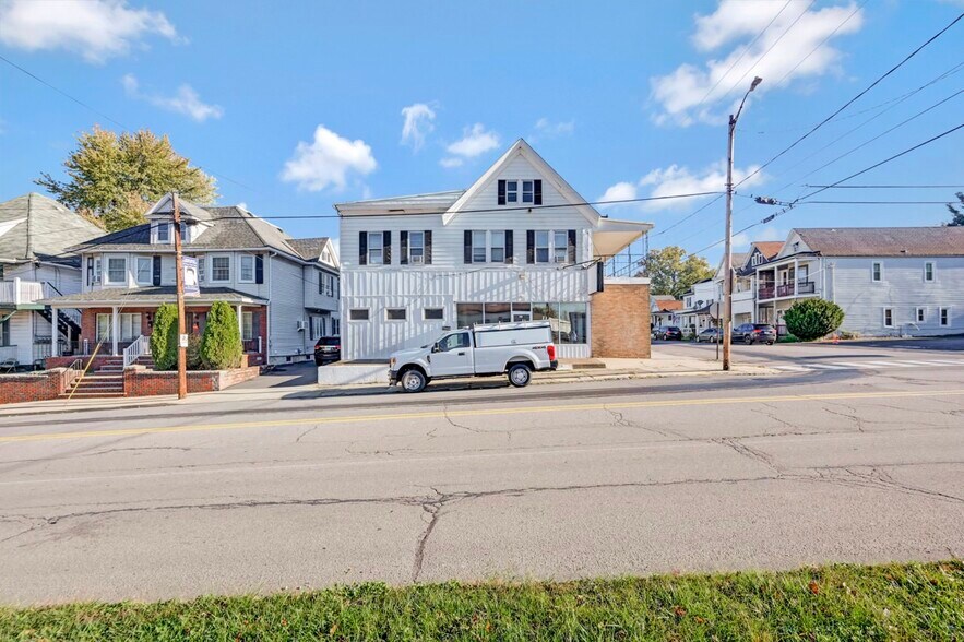 535 Green Ridge St, Scranton, PA à vendre - Photo du bâtiment - Image 2 de 69