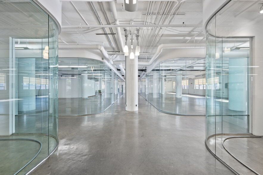 910 S Los Angeles St, Los Angeles, CA for lease - Interior Photo - Image 3 of 10