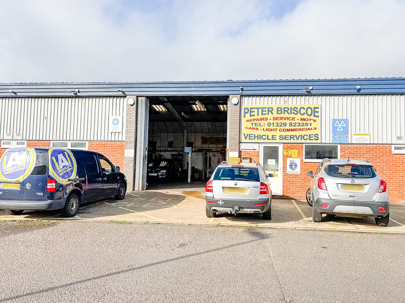 23-25 Bridge Industrial Estate, Fareham for lease Building Photo- Image 1 of 3