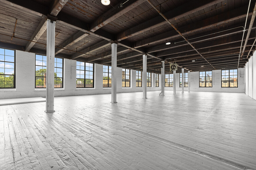 610-628 Smith St, Brooklyn, NY for lease - Building Photo - Image 1 of 6