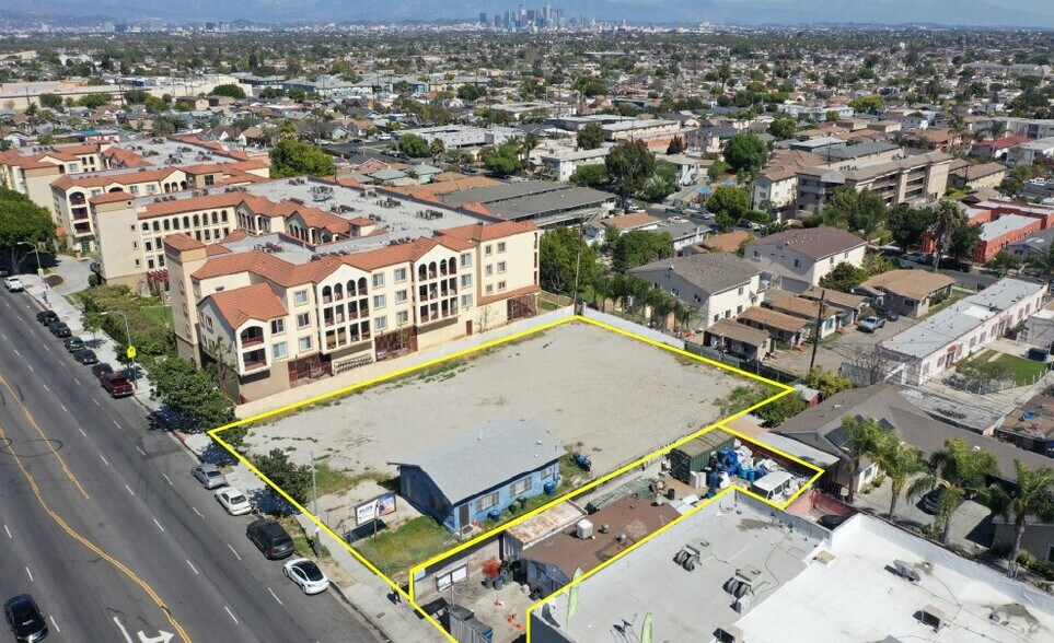 6200 Crenshaw Blvd, Los Angeles, CA à vendre - Photo du bâtiment - Image 2 de 11