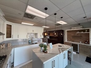 4970-4998 W Atlantic, Margate, FL à louer Photo intérieure- Image 1 de 8