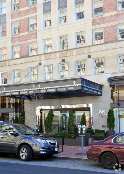 1350 Connecticut Ave NW, Washington, DC à louer - Photo du bâtiment - Image 3 de 22