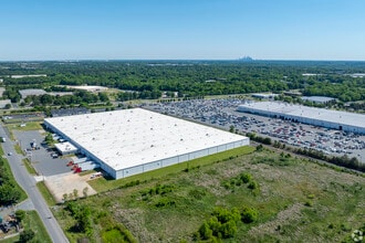 11701 Goodrich Dr, Charlotte, NC for lease Interior Photo- Image 2 of 3