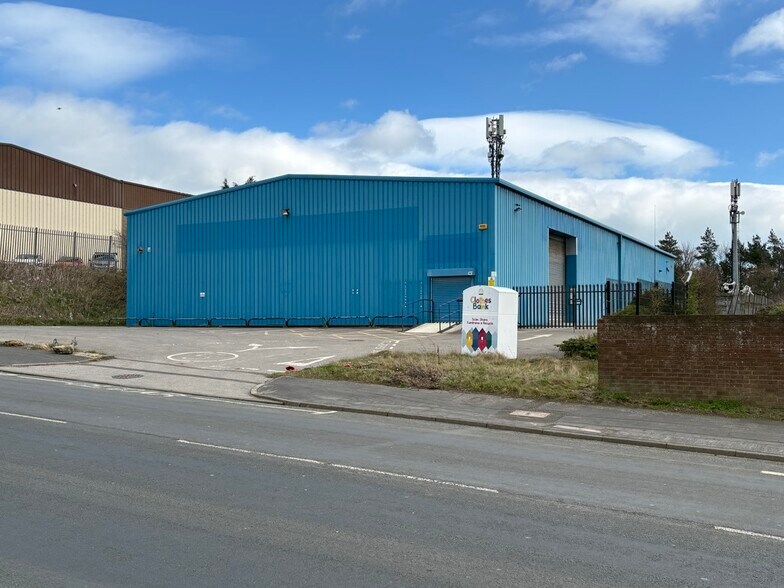 1A Mill Hl, Peterlee à louer - Photo du bâtiment - Image 2 de 9