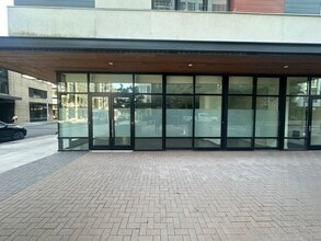 3750 S River Pky, Portland, OR for lease Interior Photo- Image 1 of 3