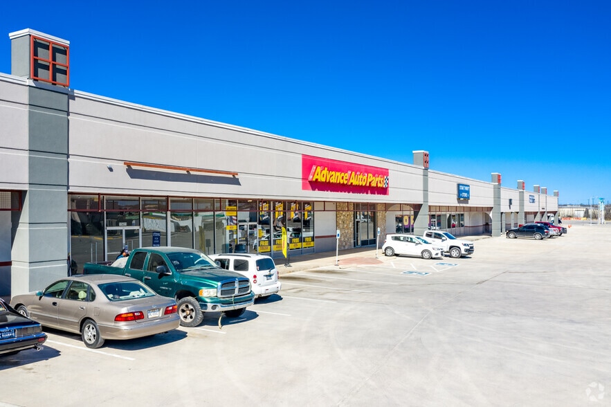 11401 Naco Perrin Blvd, San Antonio, TX for lease - Building Photo - Image 1 of 32