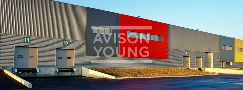 Flex in Louvres for lease - Building Photo - Image 3 of 3