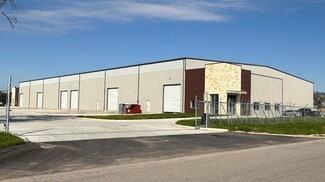 Plus de détails pour 211 E Sycamore St, Fresno, TX - Industriel à vendre