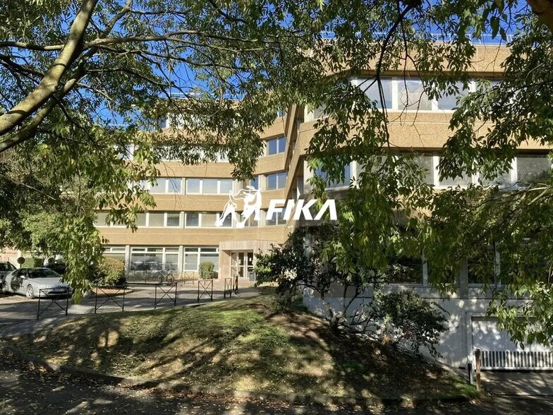Bureau dans Toulouse à louer - Photo du bâtiment - Image 1 de 9
