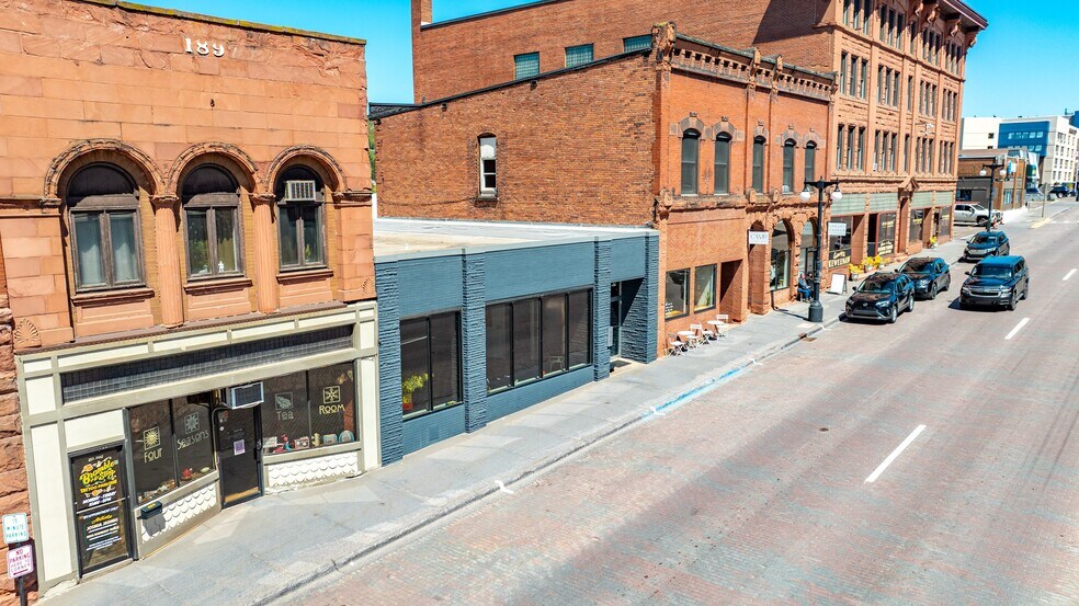 608 Shelden Ave, Houghton, MI à vendre - Photo du bâtiment - Image 2 de 56