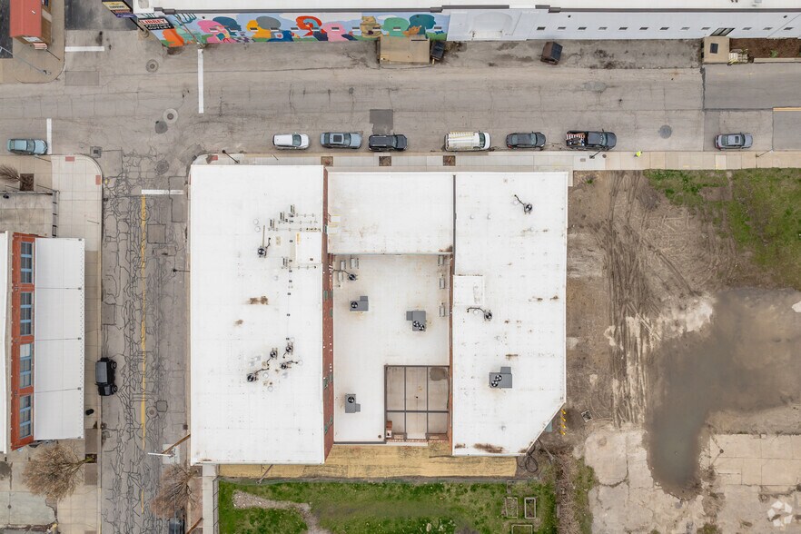 608 Market St, Toledo, OH for lease - Building Photo - Image 2 of 7