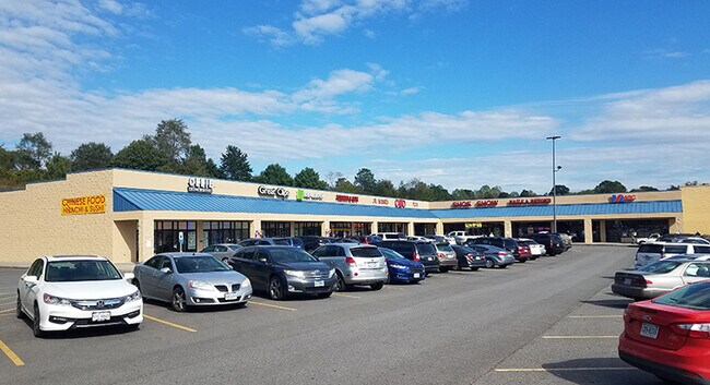 Plus de détails pour 175 Madison Heights Sq, Madison Heights, VA - Commerce de détail à louer