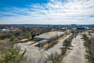 8310 Excelsior Dr, Madison, WI - AÉRIEN Vue de la carte - Image1
