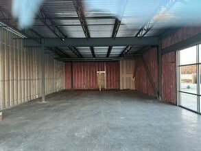 933 N FM 1821 Rd, Mineral Wells, TX à louer Photo intérieure- Image 1 de 1