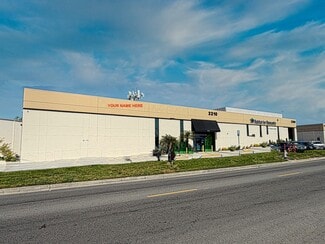 Plus de détails pour 2200-2210 Ritchey St, Santa Ana, CA - Industriel à louer