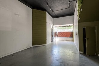 548 Castro St, San Francisco, CA for lease Interior Photo- Image 2 of 4