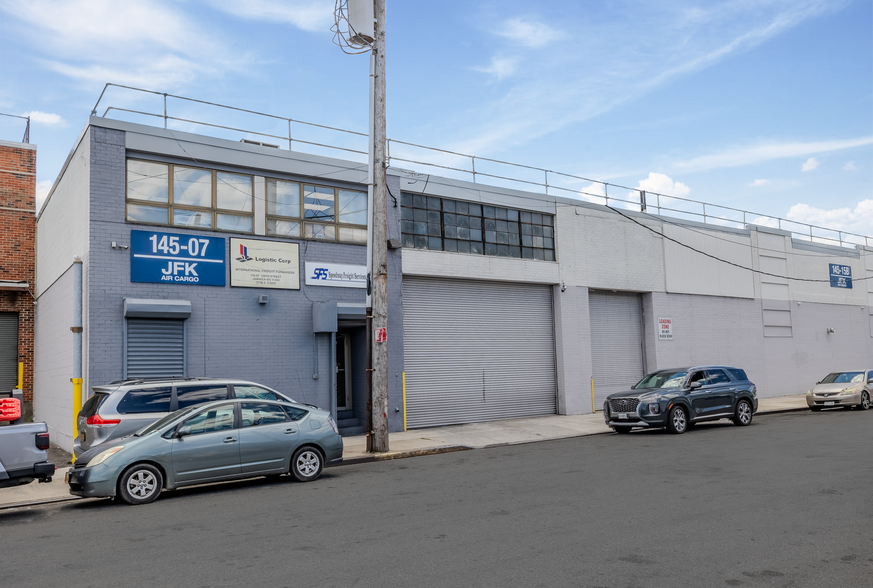 145-07 156th St, Jamaica, NY for lease - Building Photo - Image 1 of 1