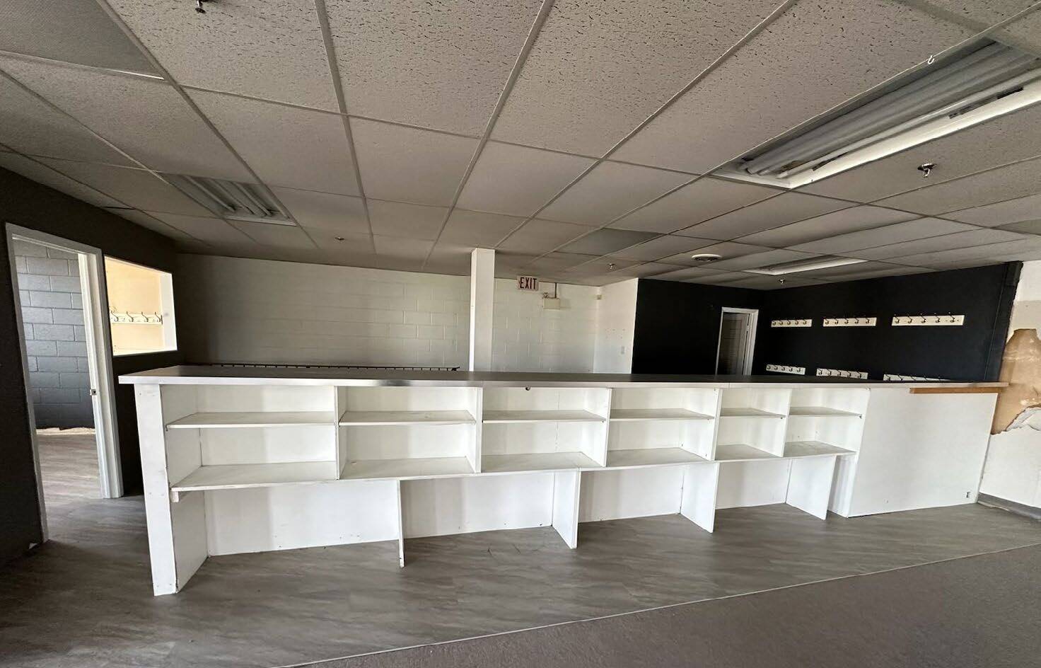 50 Niagara St, St Catharines, ON for lease Interior Photo- Image 1 of 8