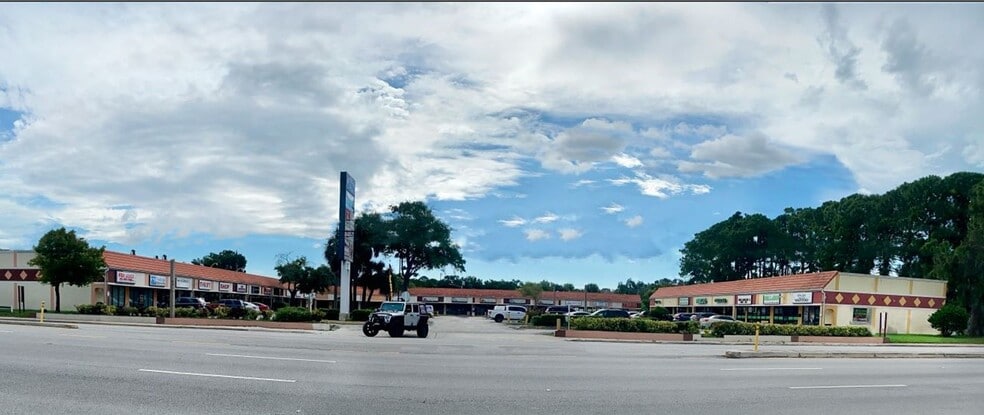 9701 66th St N, Pinellas Park, FL for lease - Building Photo - Image 2 of 4