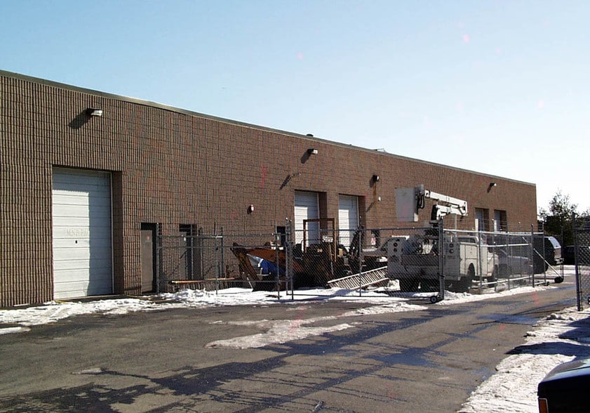 950-960 S 2nd St, Ronkonkoma, NY for lease - Other - Image 3 of 4