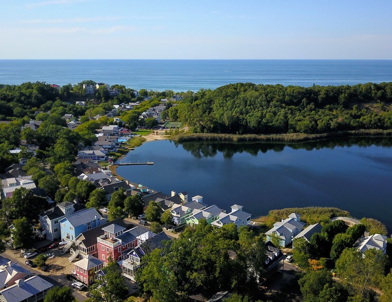 202 Beachwalk Ln, Michigan City, IN for sale - Building Photo - Image 1 of 1