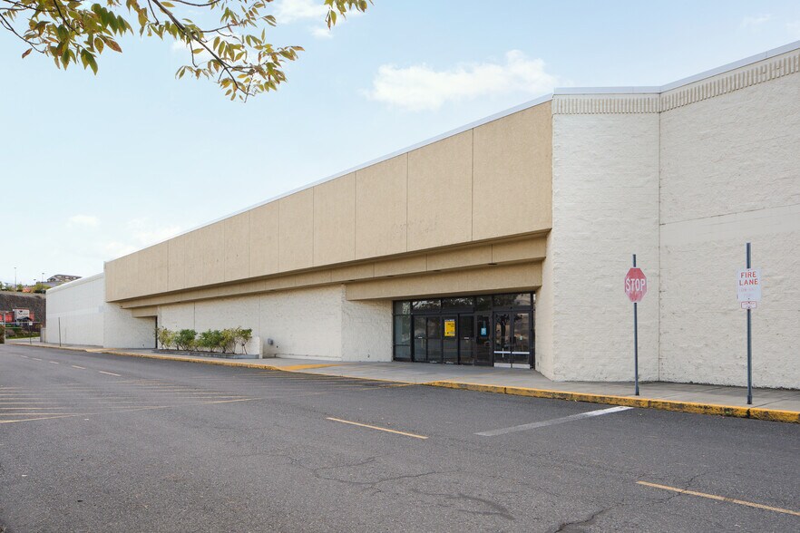 2002-2110 Thain Grade, Lewiston, ID à louer - Photo du bâtiment - Image 3 de 6