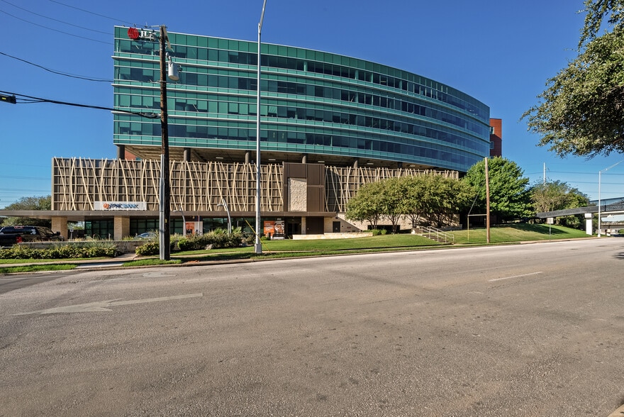 1703 W 5th St, Austin, TX for lease - Building Photo - Image 2 of 6