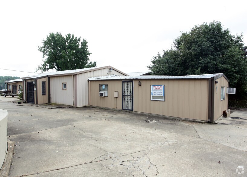 2053 Tipton Rd, Atoka, TN à vendre - Photo du bâtiment - Image 2 de 2