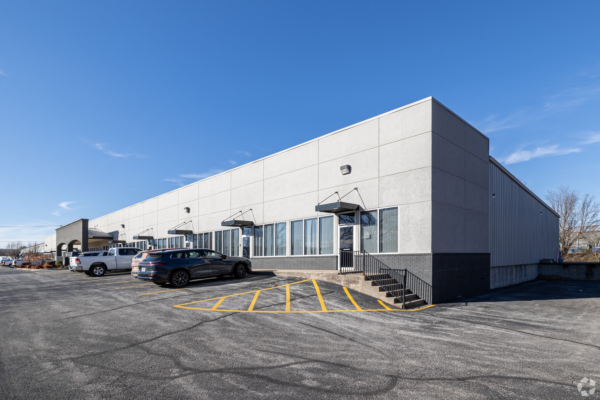 2709 SE Otis Corley Dr, Bentonville, AR for lease Primary Photo- Image 1 of 5