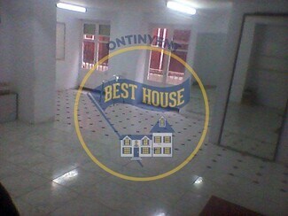 Plus de détails pour Commerce de détail à vendre