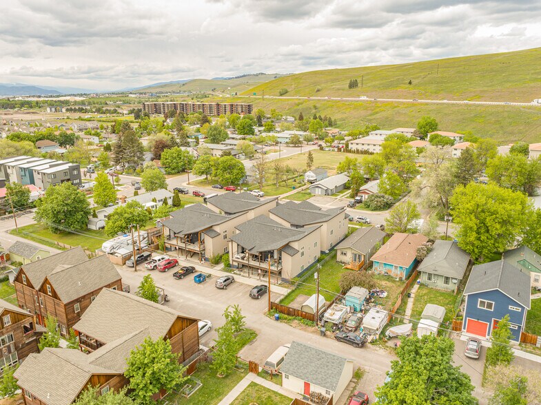 819 Charlo St, Missoula, MT à vendre - Photo du bâtiment - Image 3 de 28