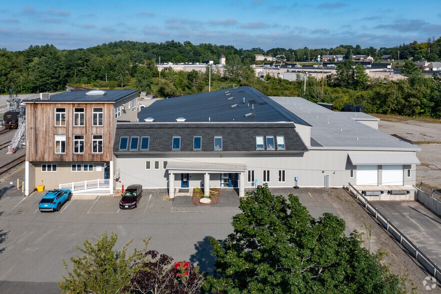 20-26 Pomerleau St, Biddeford, ME for lease - Building Photo - Image 1 of 5