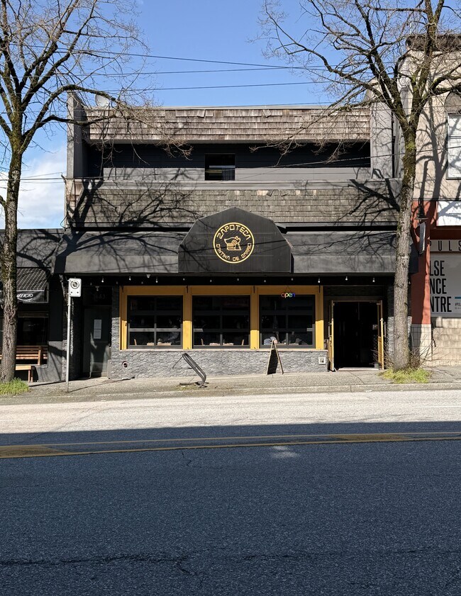 Plus de détails pour 3681-3683 W 4th Ave, Vancouver, BC - Bureau à louer